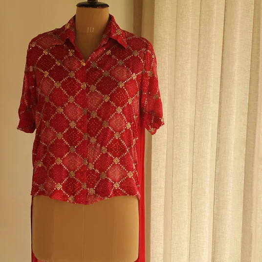 RED BACK PLEATED TOP