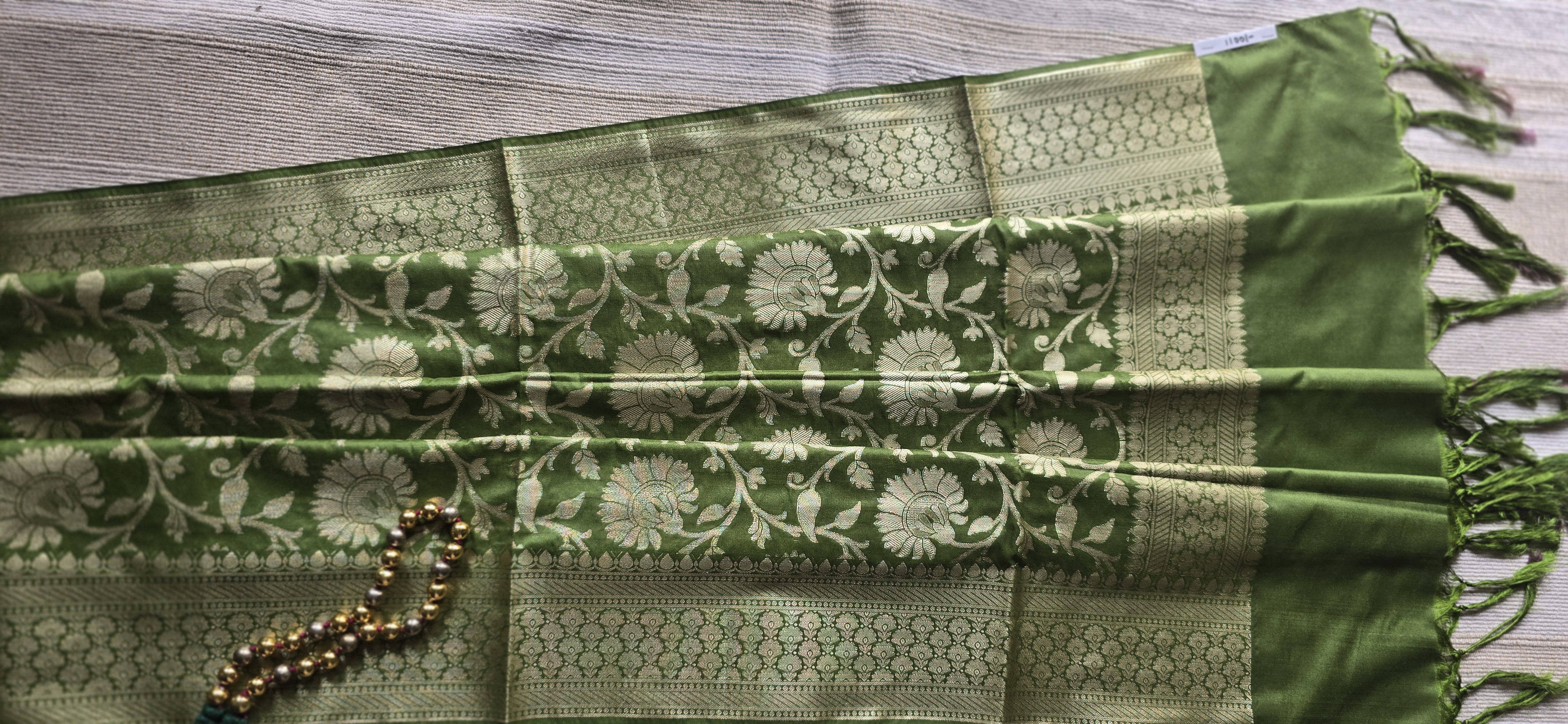 Banarasi Silk Dupatta Mehendi Green