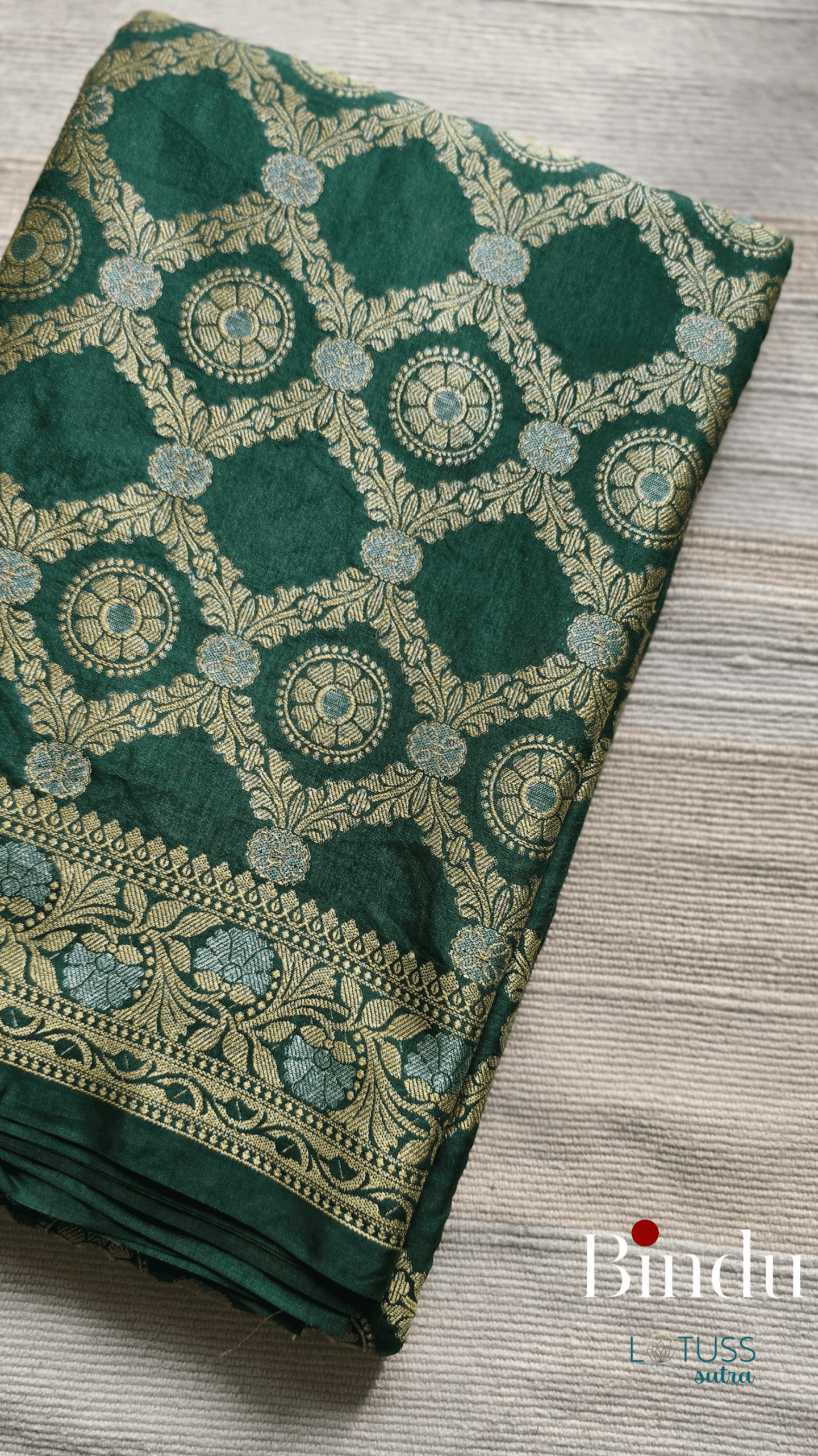 Chakra Jaal Banarasi Saree Dark Green